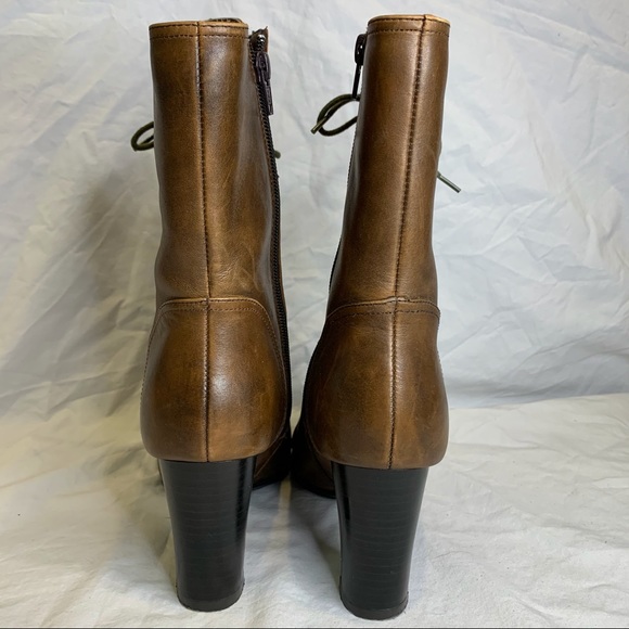 EL Ditas, woman’s boots, EUC, size 7.5 - Picture 4 of 8